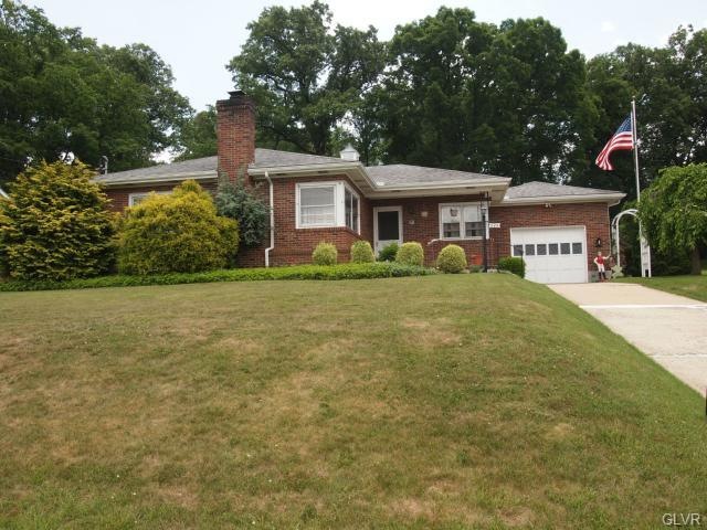 544 Fairview St unit 550, Emmaus, PA 18049 - photo 1