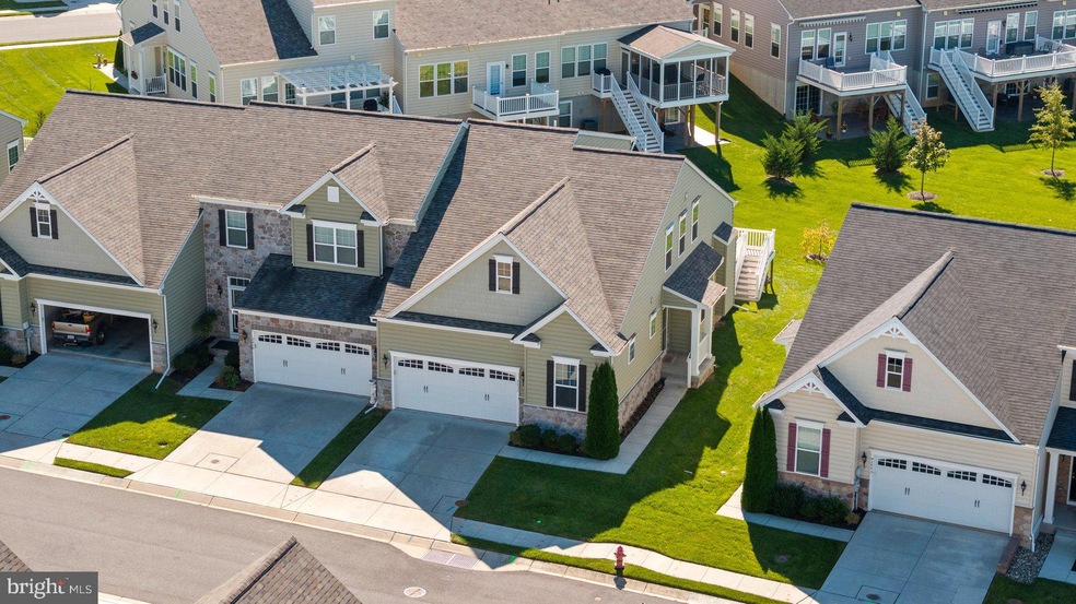 2837 Union Square Rd unit 64, New Windsor, MD 21776 - photo 1