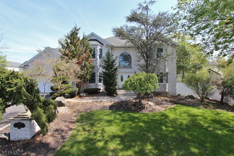 713 Jackson Ave, South Plainfield, NJ 07080 - photo 1