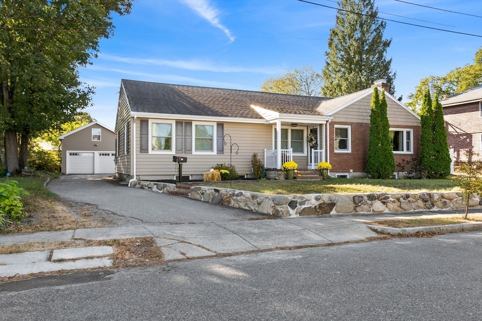 11 Wilson Ave, Wakefield, MA 01880 - photo 1