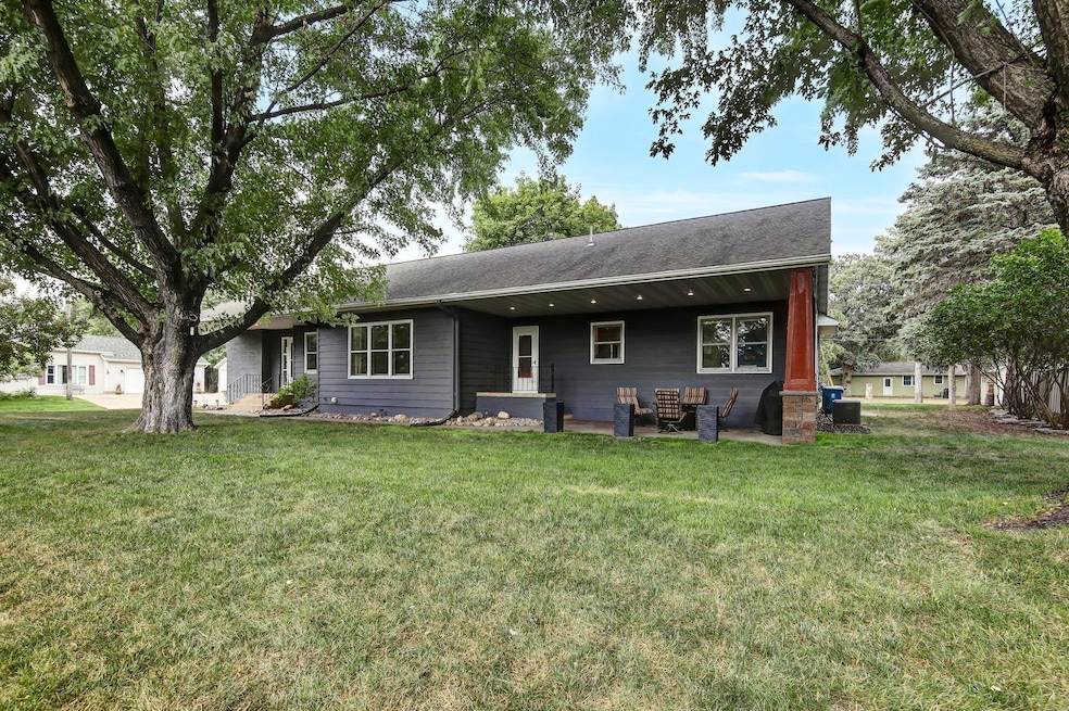 520 3rd Ave N, Sauk Rapids, MN 56379 - photo 1