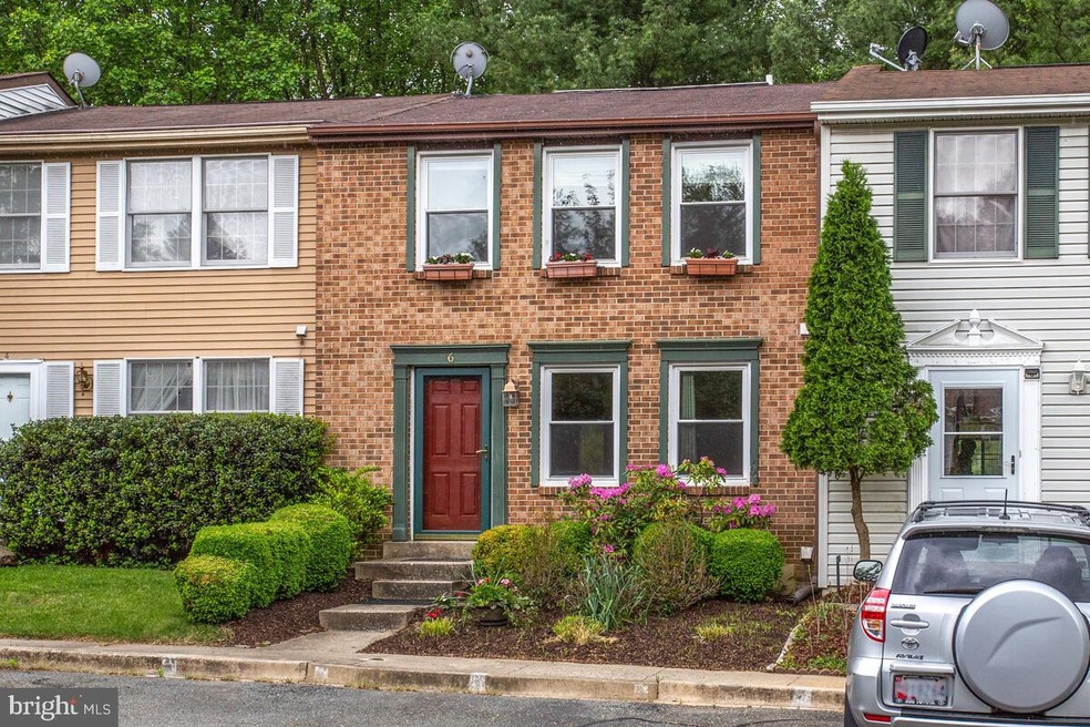 6 Dufief Ct, North Potomac, MD 20878 - photo 1