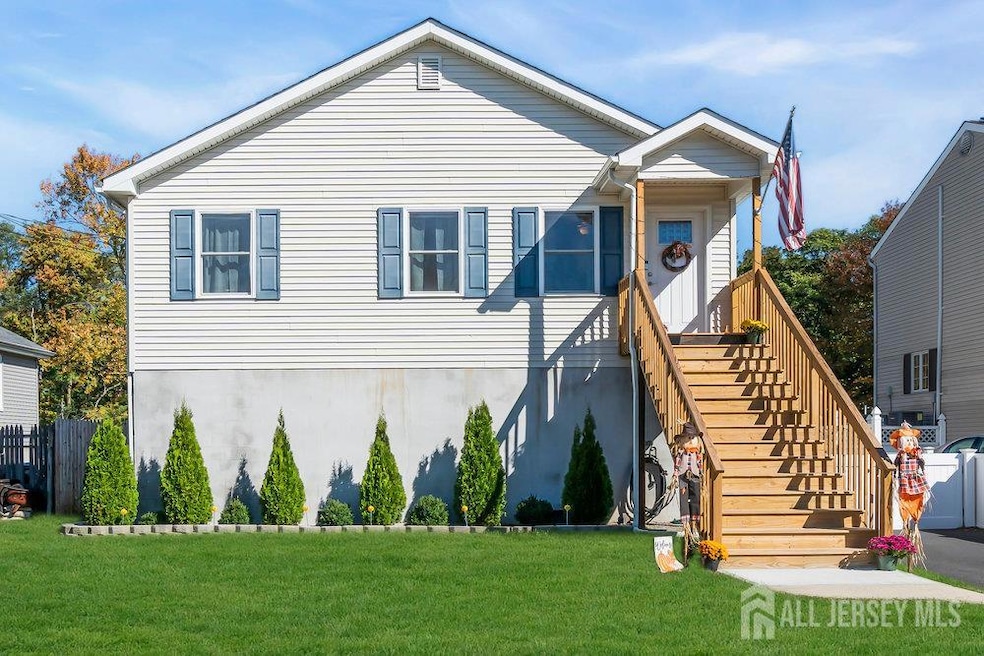 Under Contract $474,900