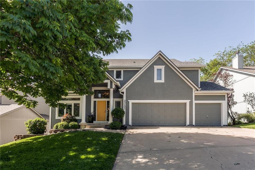 23107 W 46th St, Shawnee, KS 66226 - photo 1