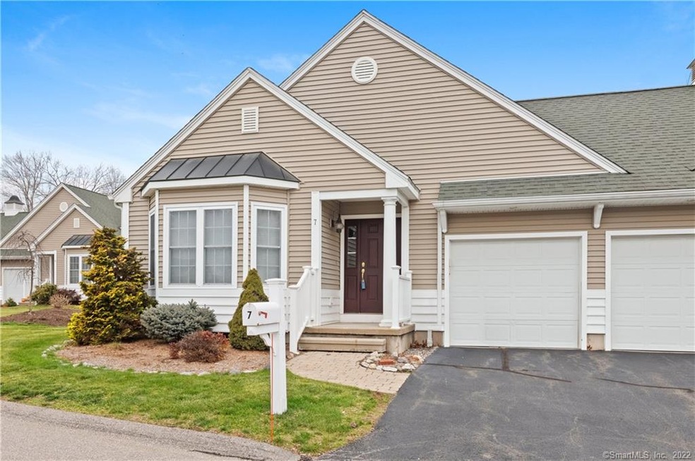 7 Lantern Ln, Vernon Rockville, CT 06066 - photo 1