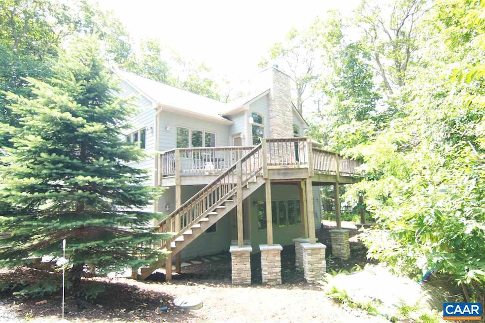 141 Hemlock Dr, Roseland, VA 22967 - photo 1