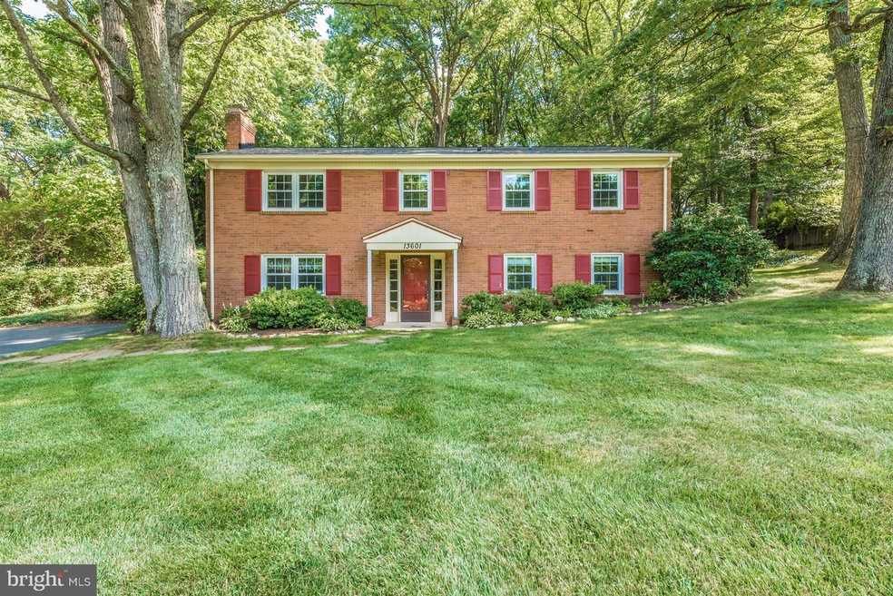 13601 Lewisdale Rd, Clarksburg, MD 20871 - photo 1