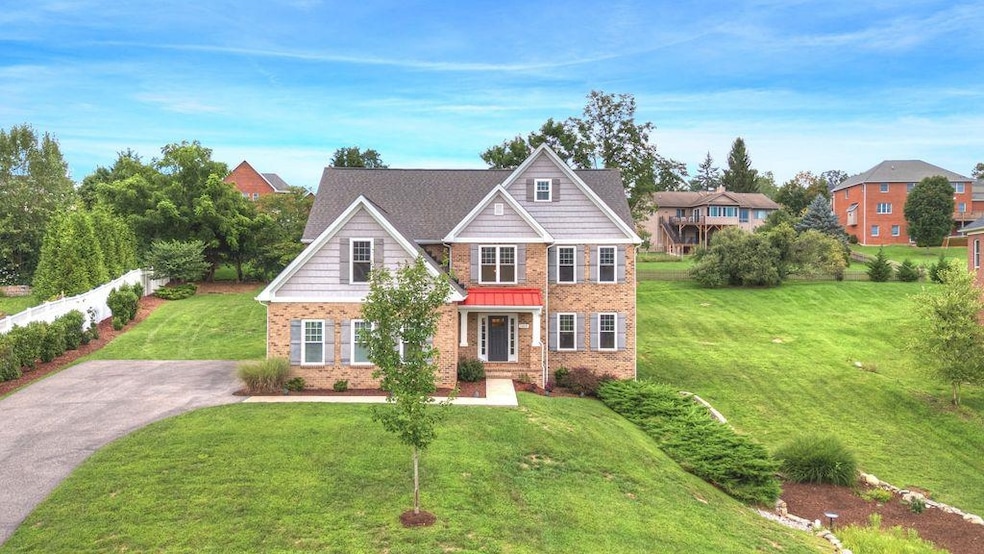 Sold $789,900 • Co-Listing Agent