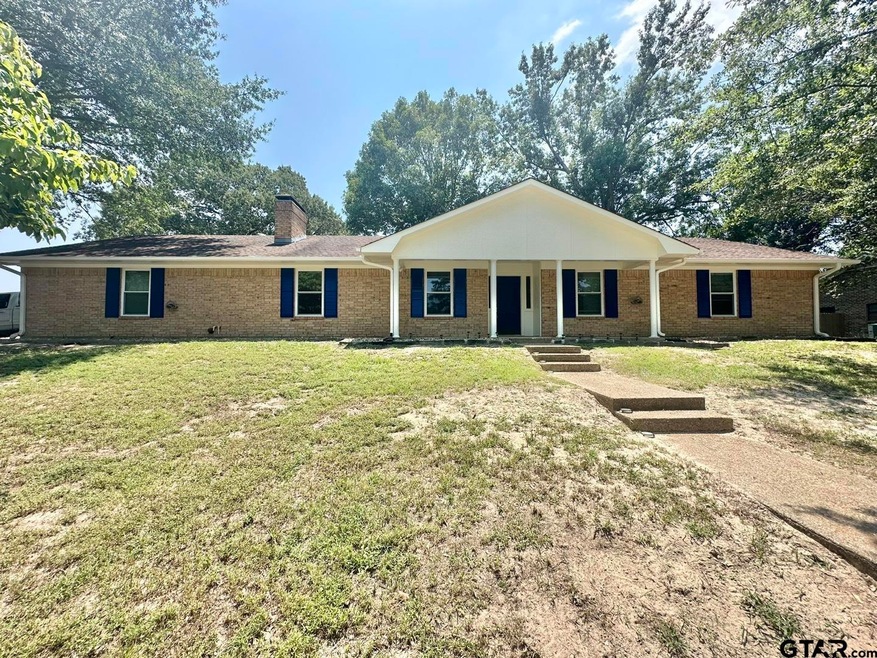 3921 Wakefield Dr, Tyler, TX 75701 - photo 1