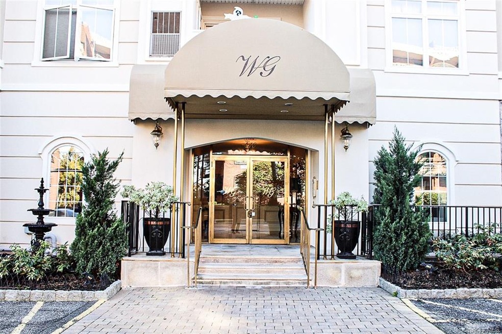 Wellington Greene unit 317, Port Chester, NY 10573 - photo 1