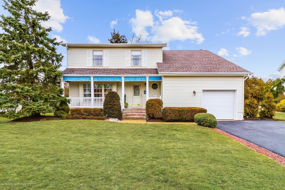 7 Cornell Ct, Tinton Falls, NJ 07724 - photo 1