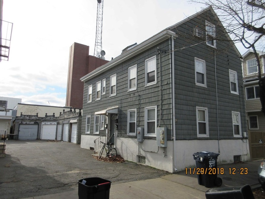 152 Charles St, Cambridge, MA 02141 - photo 1