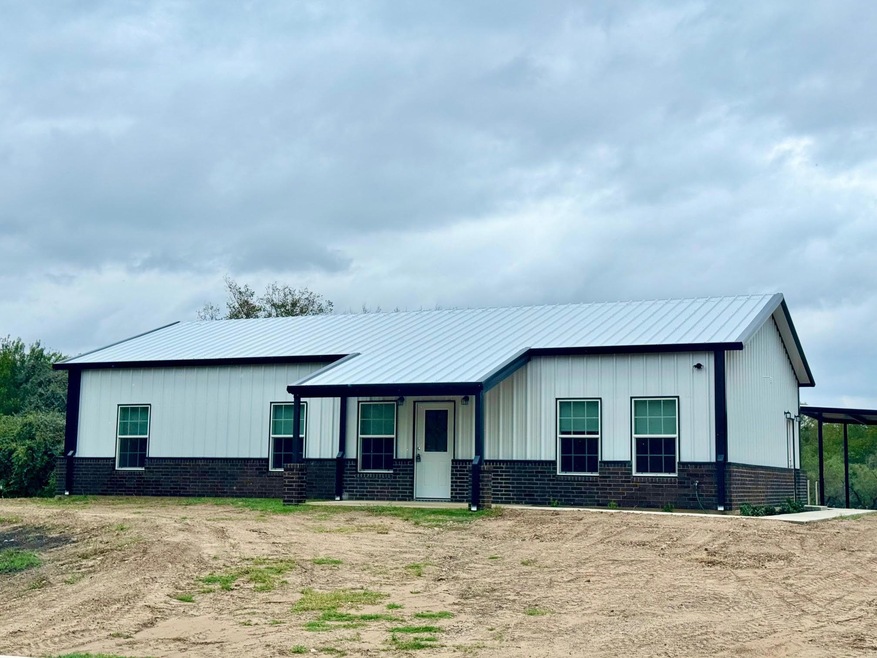 330 Lynch Bend Rd, Springtown, TX 76082 - photo 1