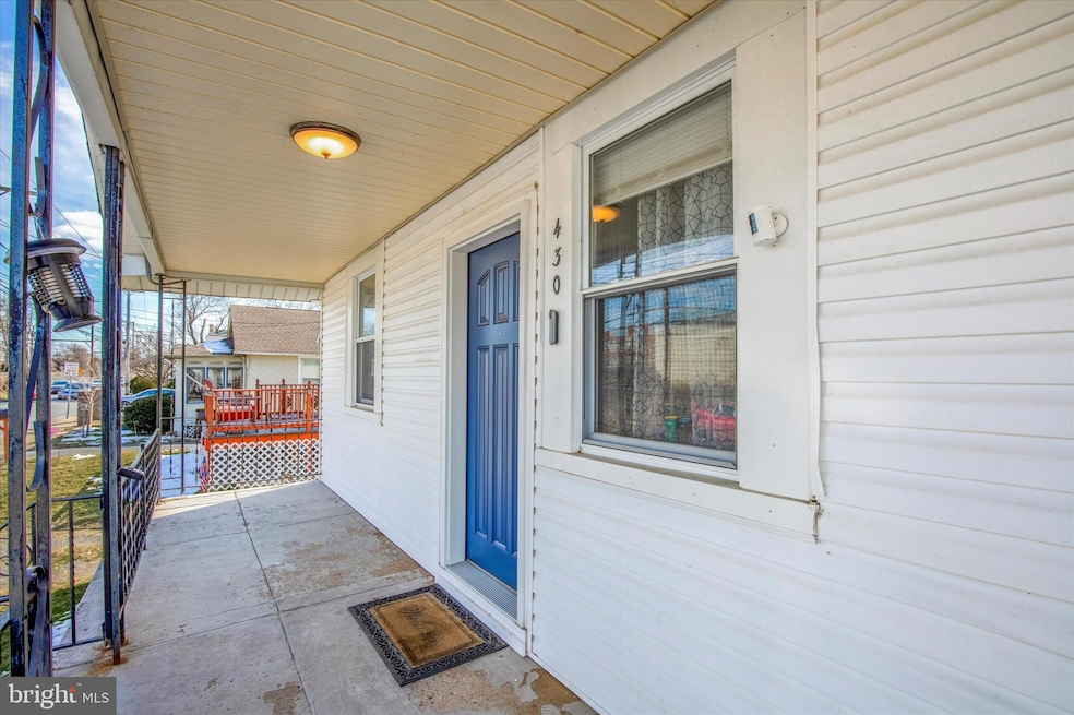 430 Railroad Ave, Ambler, PA 19002 - photo 1