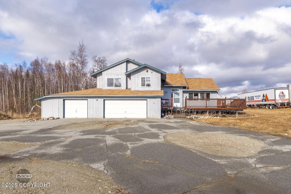 1-web-or-mls-9301 W Margin Way-1
