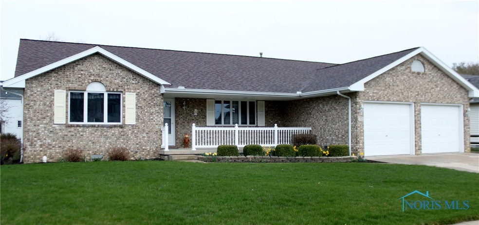 One owner brick and vinyl home.