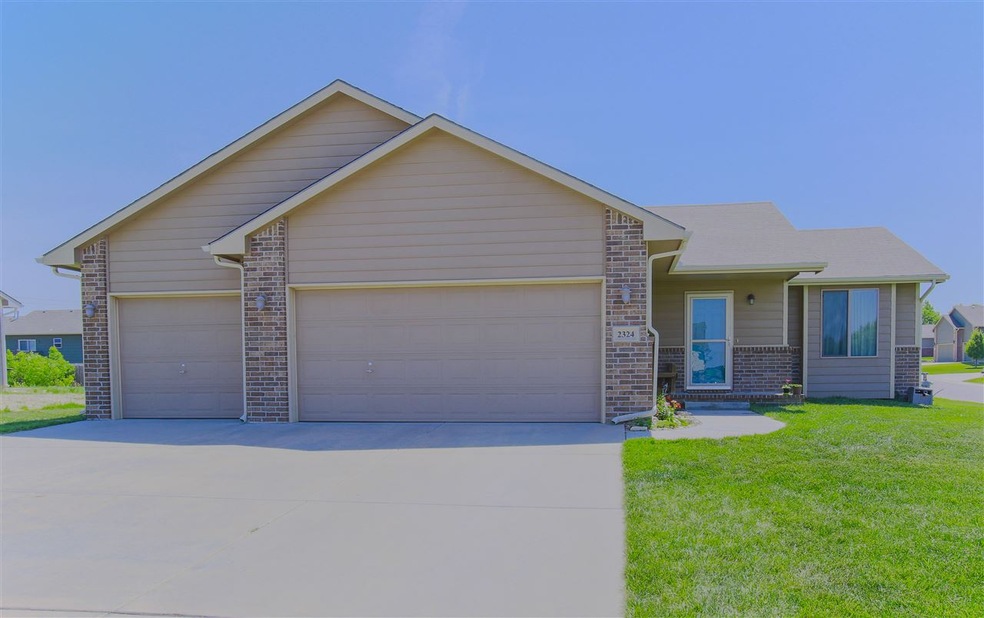 2324 E Highridge Ct