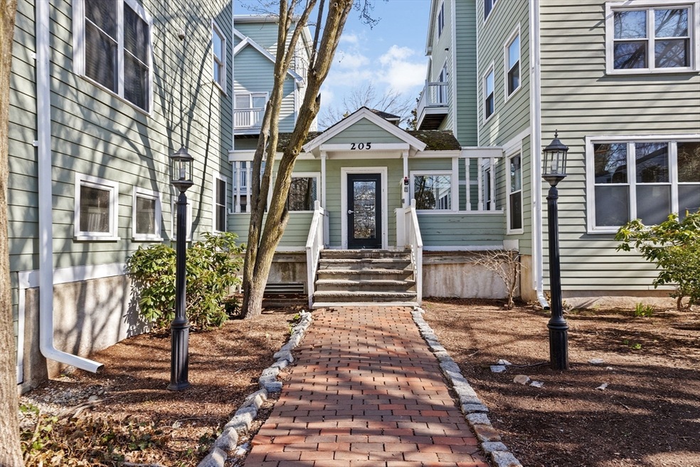 205 Richdale Ave unit A2, Cambridge, MA 02140 - photo 1