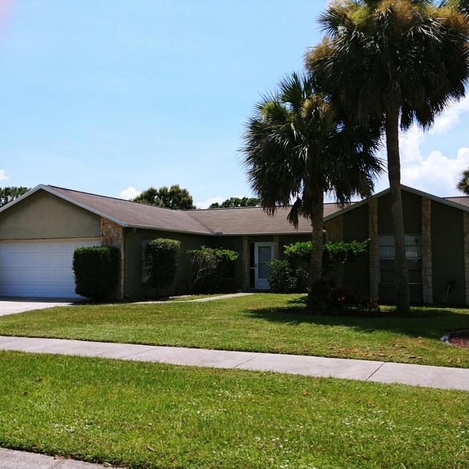 2233 west front 2