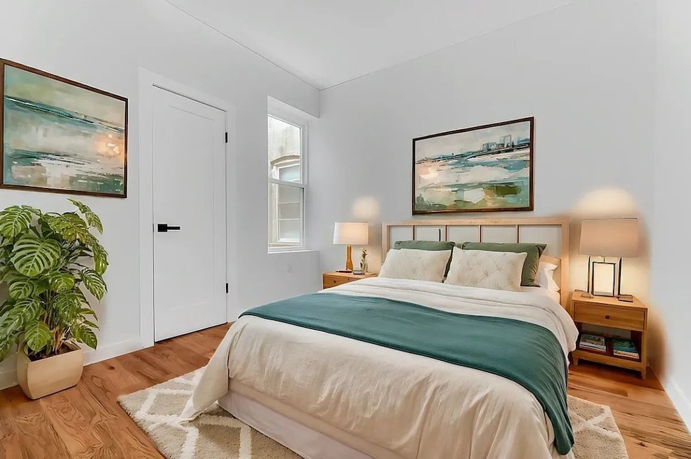 30-93 43rd St unit 2 A, Astoria, NY 11103 - photo 1