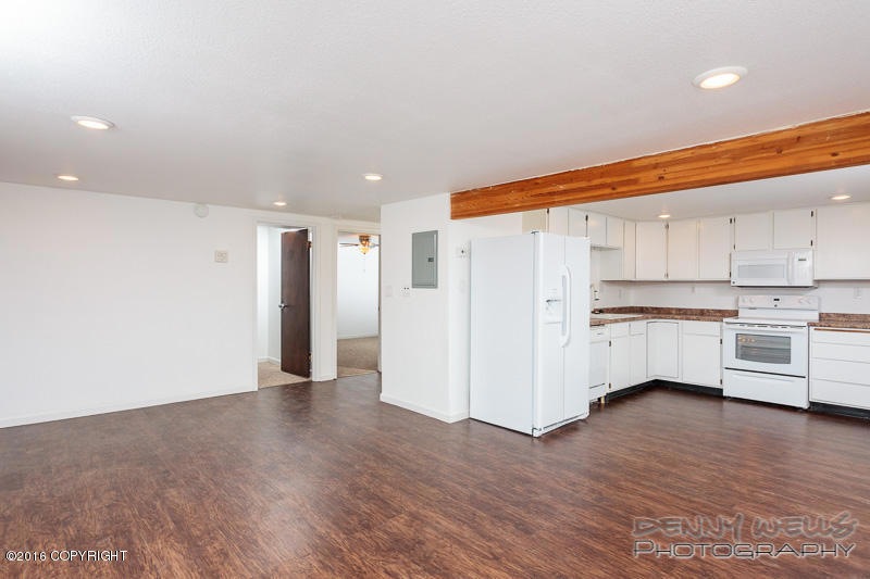 lower unit overall layout