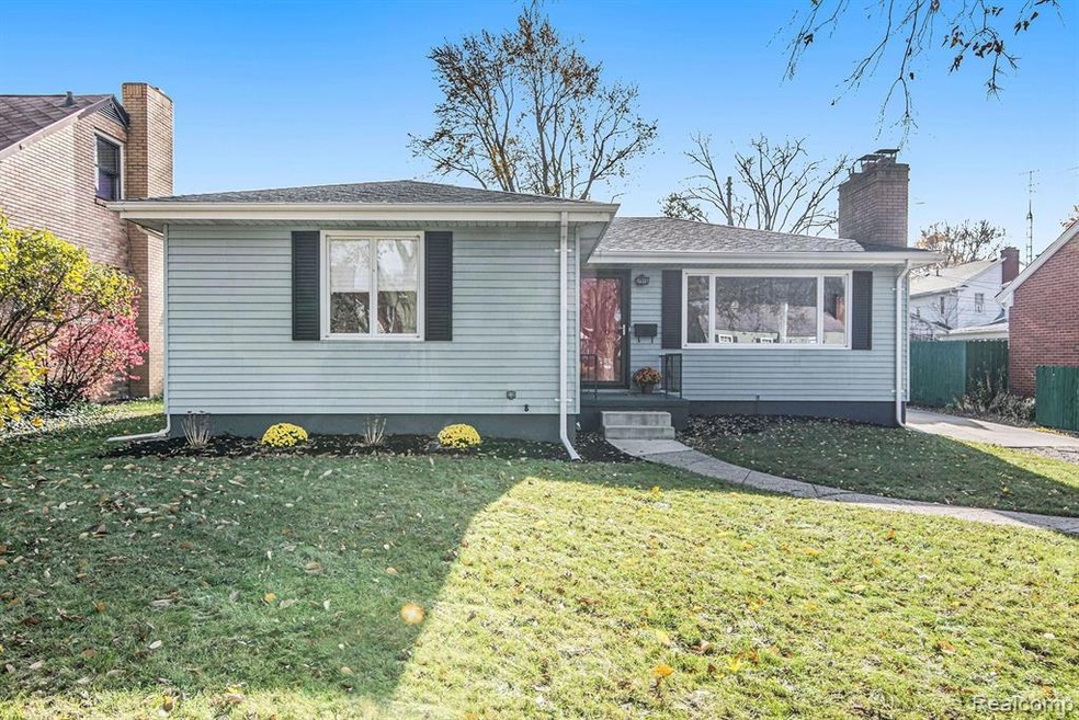 1914 Glendale Ave, Flint, MI 48503 - photo 1