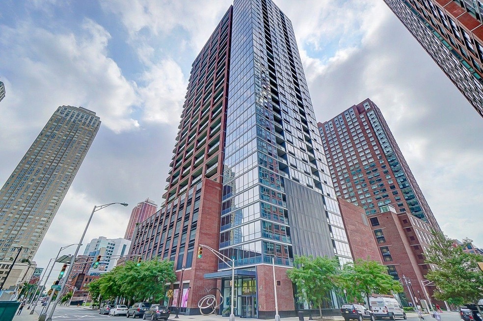 389 Washington St unit 33G, Jersey City, NJ 07302 - photo 1