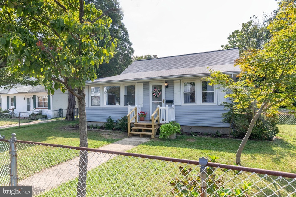 221 Dale Rd, Pasadena, MD 21122 - photo 1