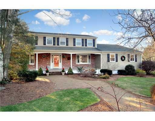 28 Applewood Rd, Cranston, RI 02920 - photo 1