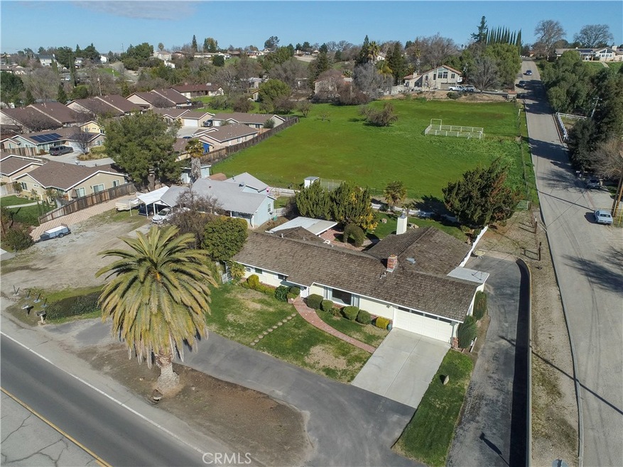 955 Creston Rd, Paso Robles, CA 93446 - photo 1