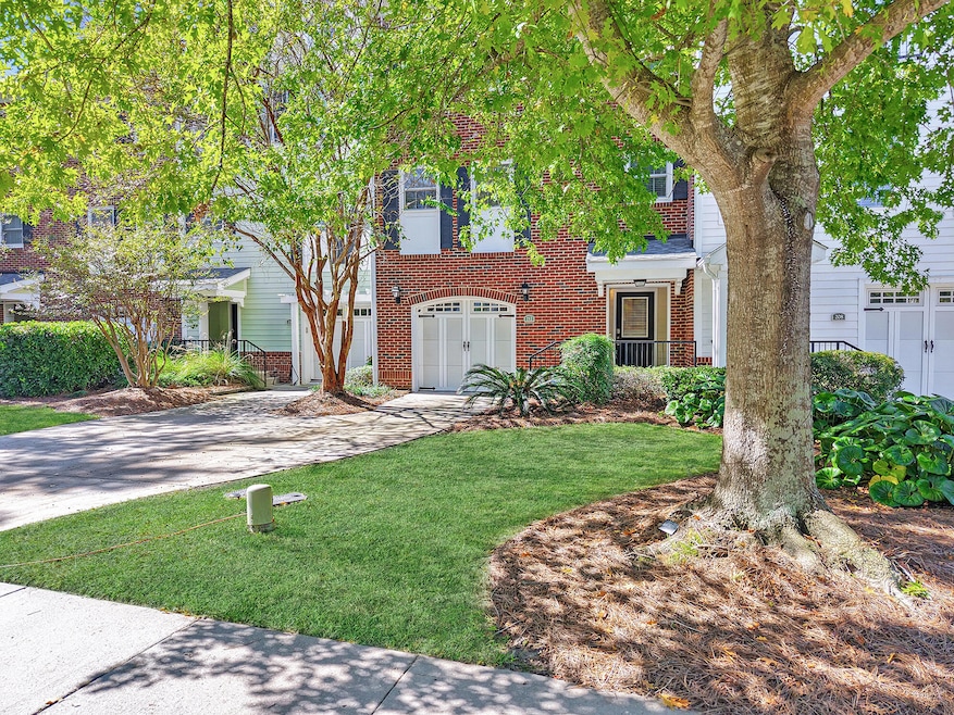 212 Etiwan Pointe Dr unit 1155, Mount Pleasant, SC 29464 - photo 1