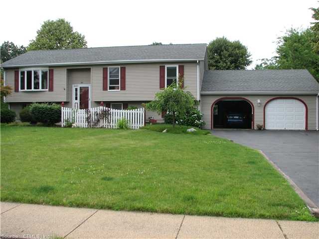 13 Clearview Dr, Wallingford, CT 06492 - photo 1