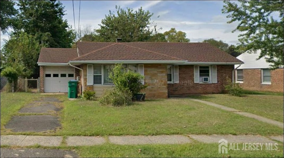 14 Roger Rd, Edison, NJ 08817 - photo 1