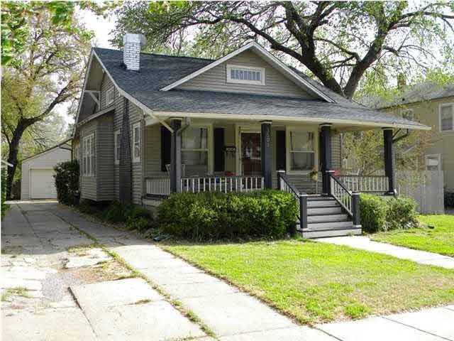 College Hill Charmer Updated & Move in Ready!