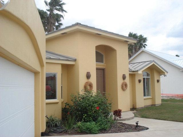 1401 Tierra Bella, Weslaco, TX 78596 - photo 1