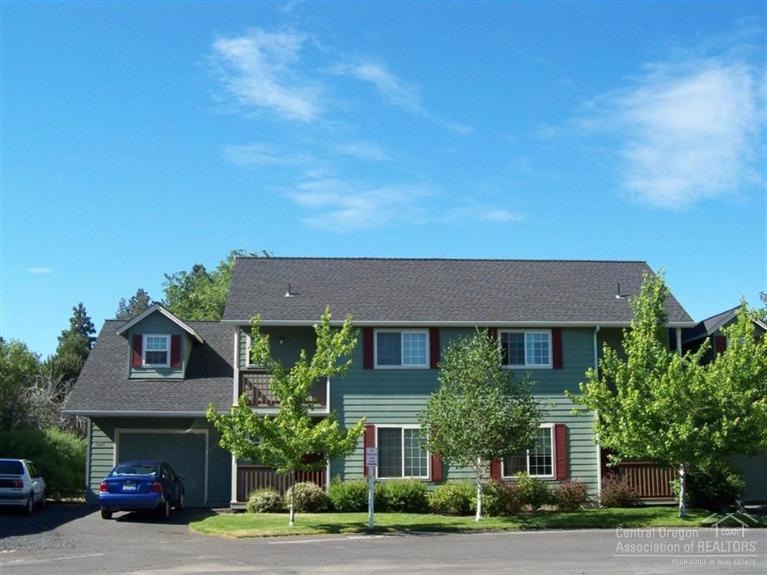 1637 NE Lotus Dr, Bend, OR 97701 - photo 1