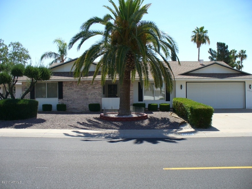 17215 N Lindgren Ave unit 4, Sun City, AZ 85373 - photo 1
