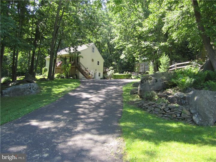 1636 Haywood Rd, Perkiomenville, PA 18074 - photo 1