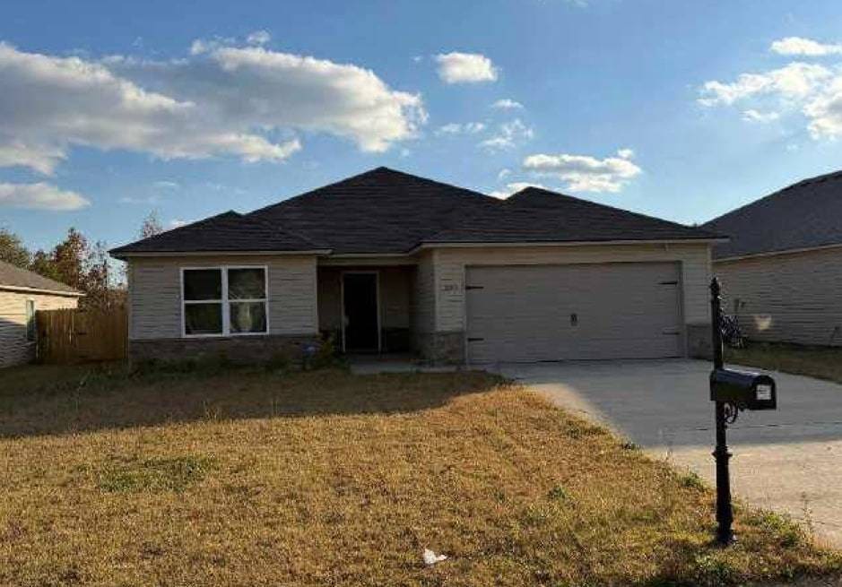 2245 W Middlebrooke Crossing, Odenville, AL 35120 - photo 1