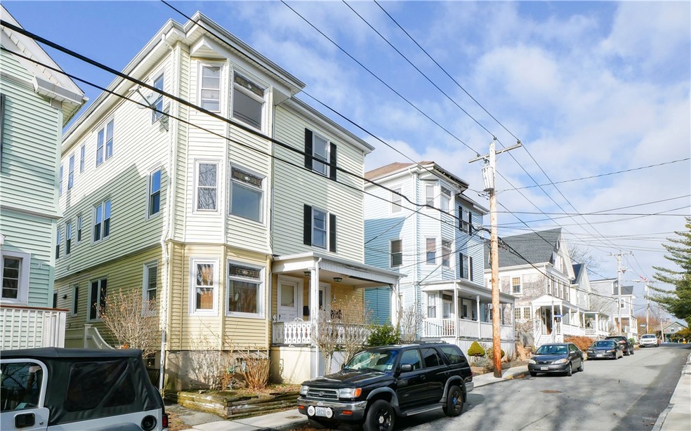98 Warner St unit 2, Newport, RI 02840 - photo 1