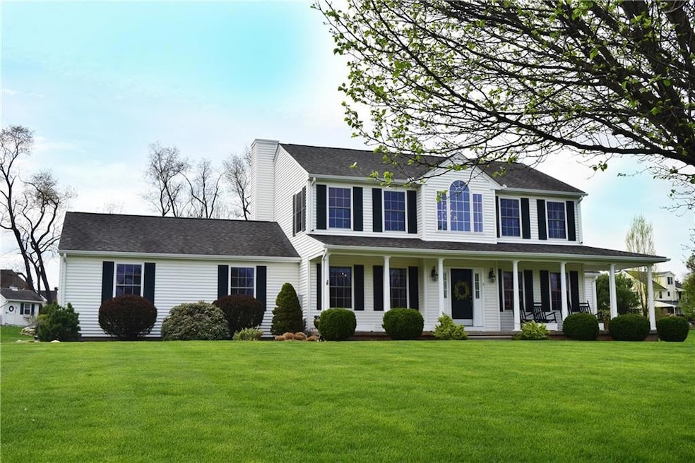 5 Grand View Dr, Enfield, CT 06082 - photo 1