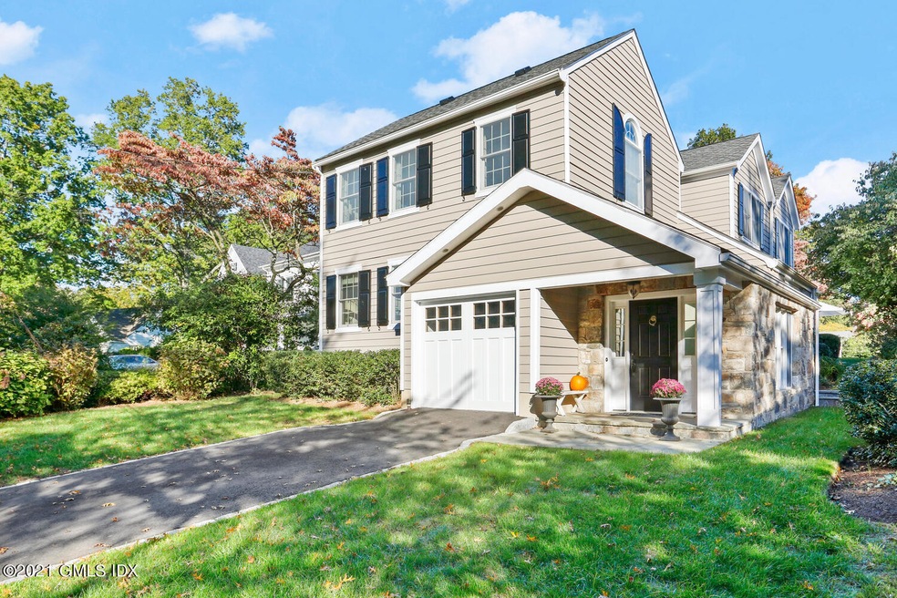 5 Manor Rd, Old Greenwich, CT 06870 - photo 1