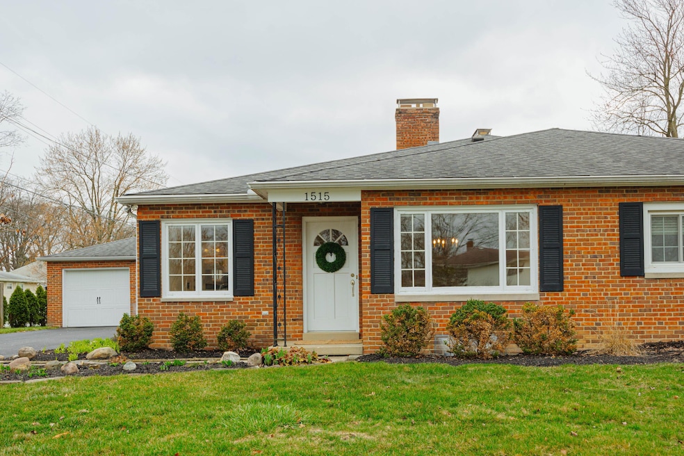 Welcome to 1515 Zollinger Rd!