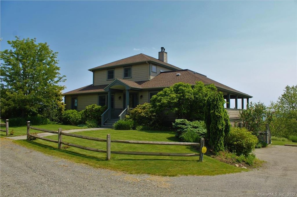 826 Groton Long Point Rd, Groton, CT 06340 - photo 1