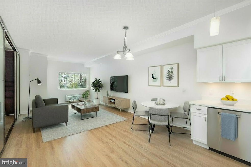 Bella Vista unit 307, Arlington, VA 22202 - photo 1