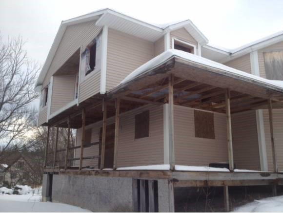 247 W Main St, Newport, VT 05855 - photo 1