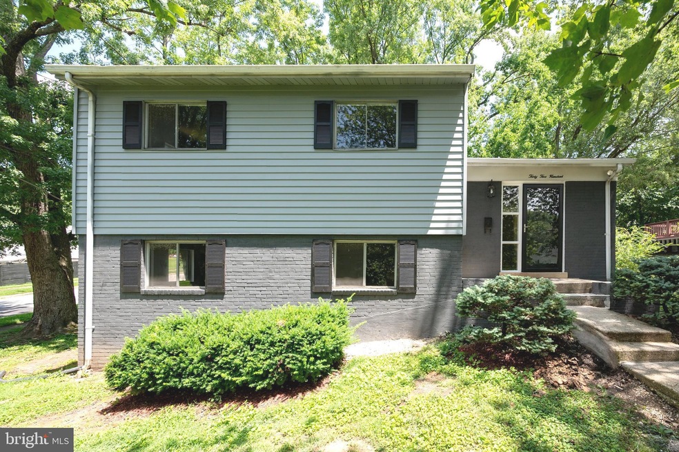 3500 24th Ave, Temple Hills, MD 20748 - photo 1