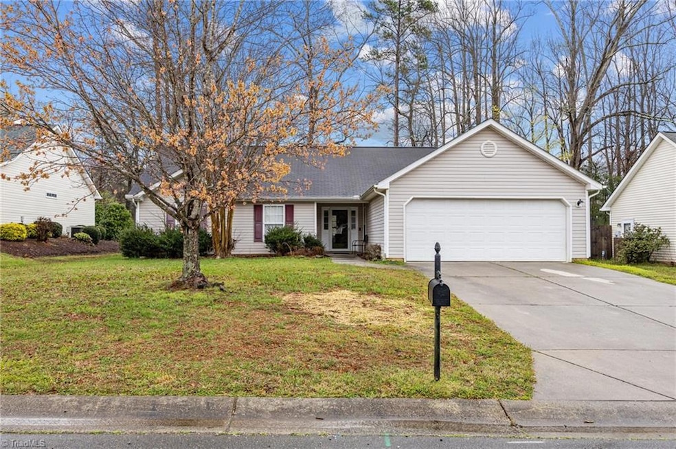 607 Walnut Crossing Dr