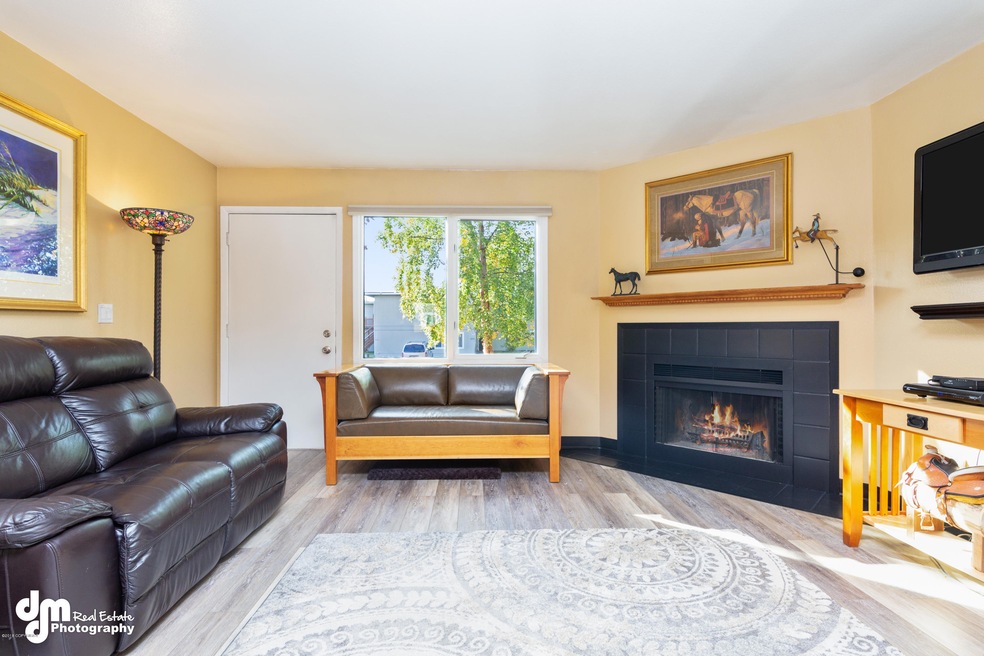 Living Room_KI_10-FULL