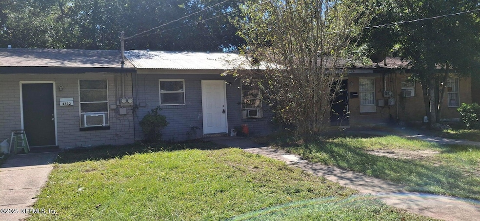4434 Friden Dr unit B, Jacksonville, FL 32209 - photo 1